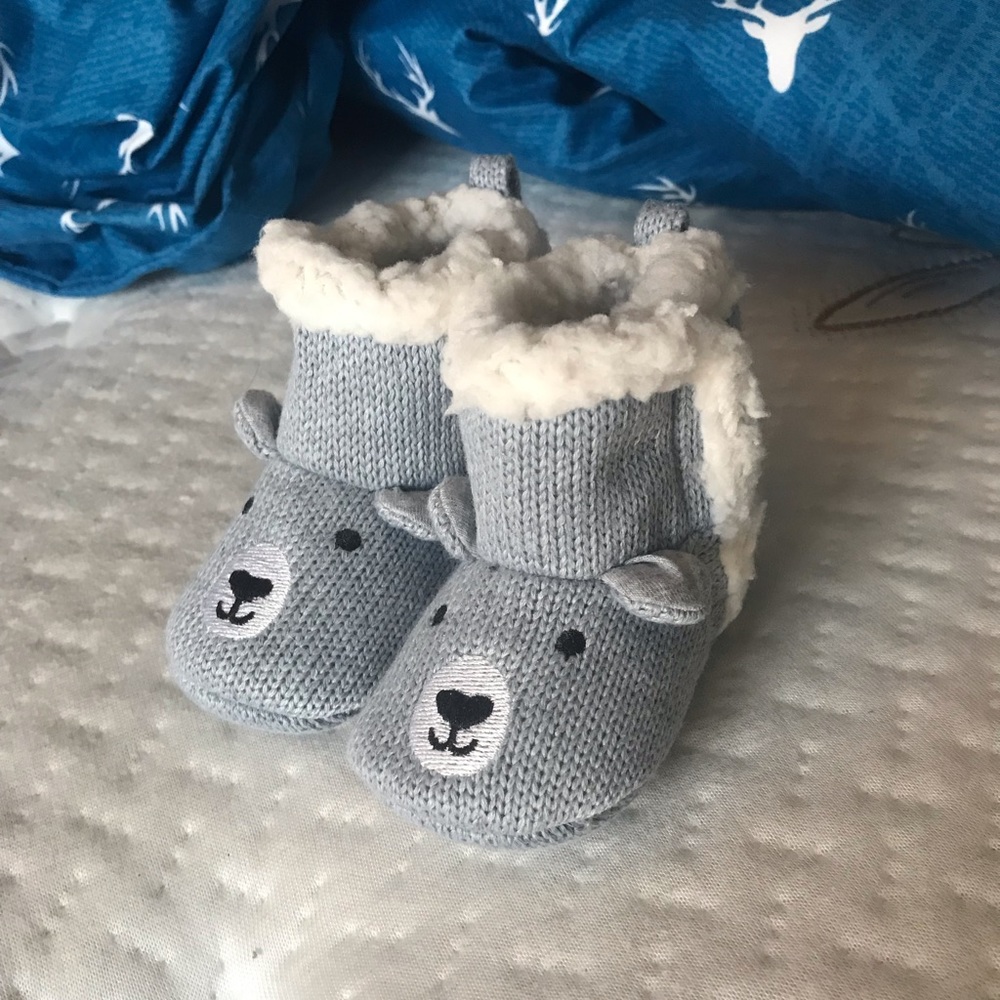0-3 Month Fluffy Booties